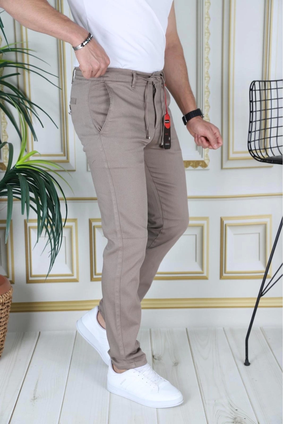 Erkek Kahve Slim Fit Esnek Likralı Armürlü Keten Pantolon Bağcıklı Kemerli Bel Lastikli Şık Pantolon