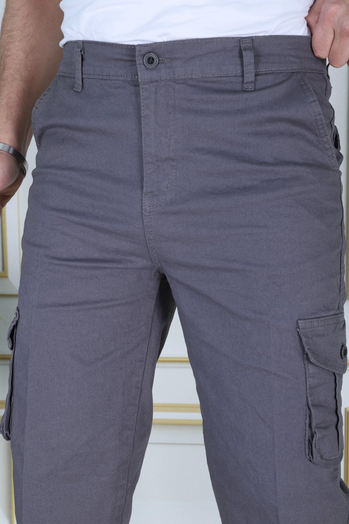 Gri Erkek Slim Fit Kapri Likralı Gabardin Diz Altı Kargo Cepli Bermuda