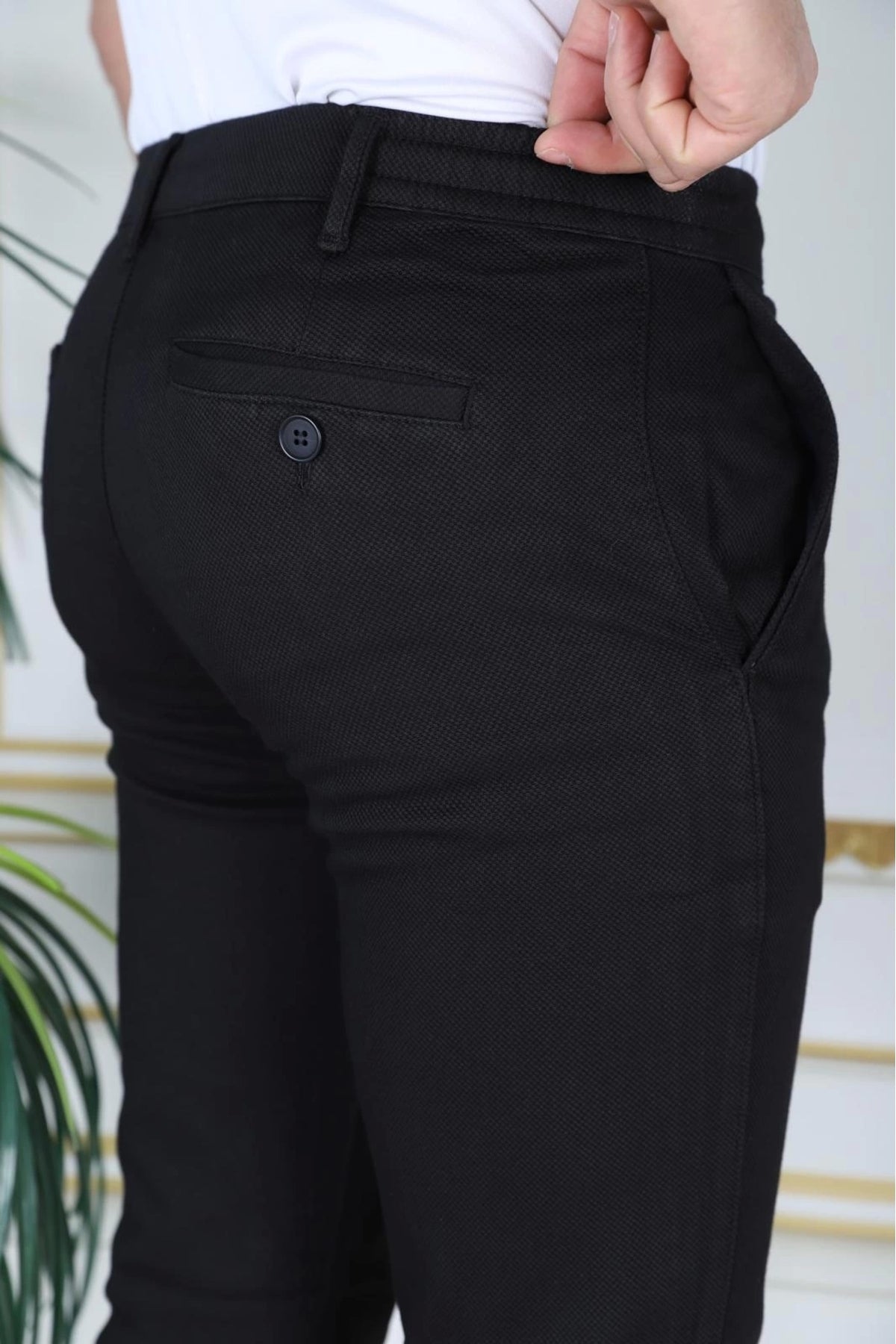 Erkek Siyah Slim Fit Esnek Likralı Armürlü Keten Bağcıklı Kemerli Beli Lastikli Şık Pantolon