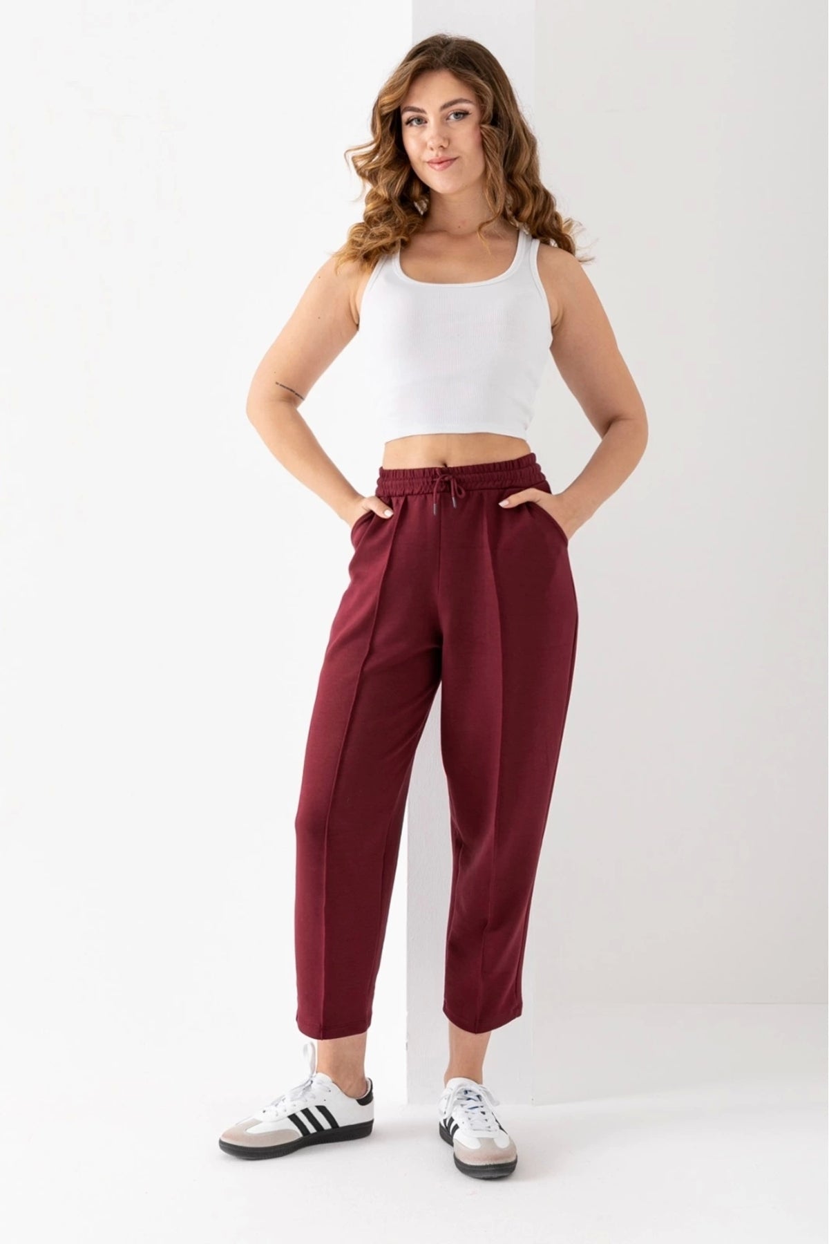 Kadın Bordo Renk Beli Lastikli Modal Kumaş Çımalı Bilek Pantolon Yumuşak Dokulu Şık Bağcıklı Pantolo