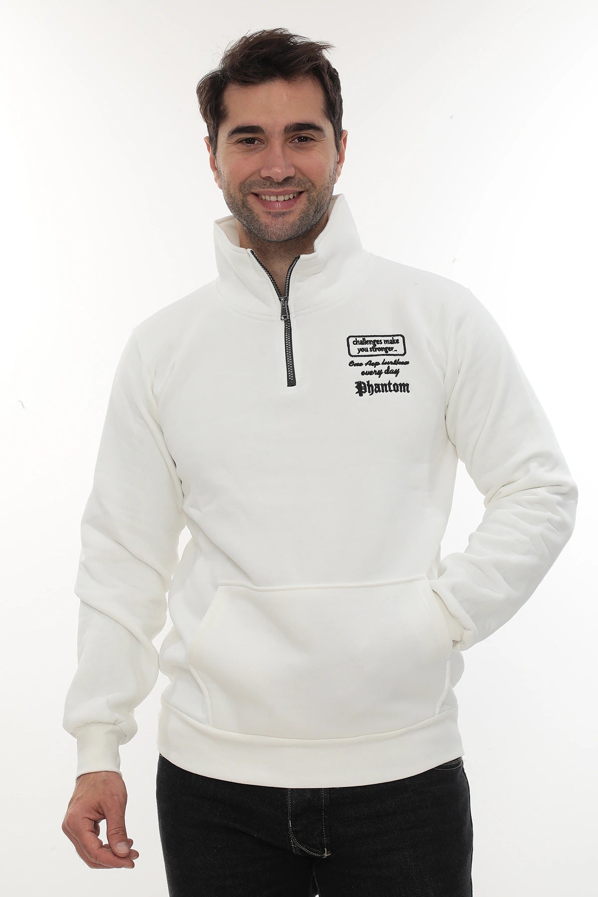 Erkek Beyaz Standart Fit Normal Kesim Içi Polarlı Yarım Fermuarlı Dik Bato Yaka Pamuklu Sweatshirt