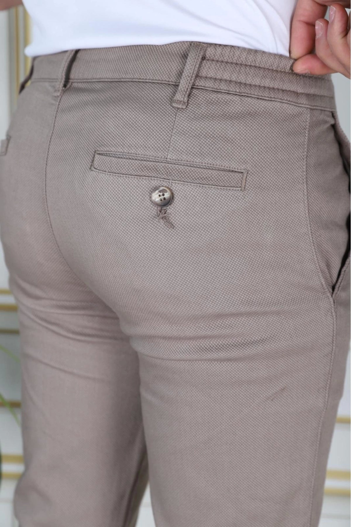 Erkek Kahve Slim Fit Esnek Likralı Armürlü Keten Pantolon Bağcıklı Kemerli Bel Lastikli Şık Pantolon